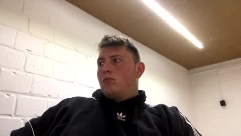 outflayd online show from 03/26/26, 01:06