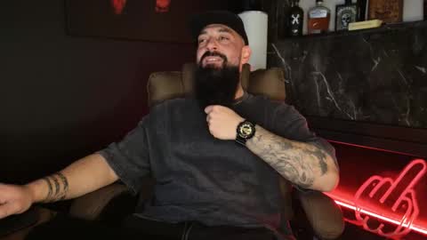 Snapshot of outofyourleague111 chatting on 12/14/25, 06:30 Lex online show from 12/14/25, 06:30