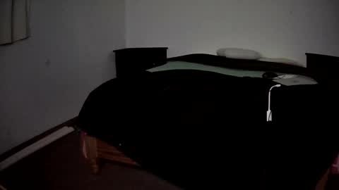 Snapshot of outtamatik chatting on 09/22/25, 08:27 G online show from 09/22/25, 08:27