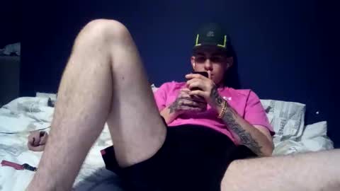 Owen kayz online show from 10/02/25, 07:54