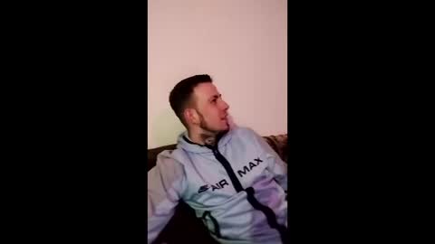 Owen kayz online show from 03/26/26, 09:09