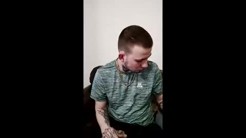 Owen kayz online show from 04/12/26, 11:54