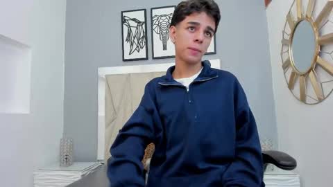 Snapshot of owen__johnson chatting on 09/14/25, 11:53 Owen Johnson online show from 09/14/25, 11:53