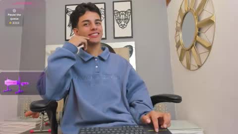 Snapshot of owen__johnson chatting on 09/27/25, 11:59 Owen Johnson online show from 09/27/25, 11:59