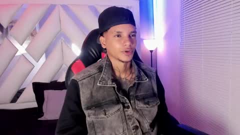owen blaze online show from 05/21/26, 03:24