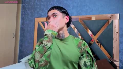 owen desmond online show from 09/28/25, 02:17