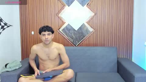 Snapshot of owen_mccarthy chatting on 12/29/24, 08:04 owen_mccarthy online show from 12/29/24, 08:04