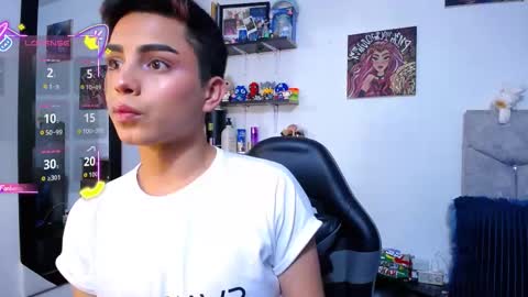 Owen  Independent model  online show from 03/15/26, 06:30