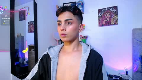 Owen  Independent model  online show from 04/02/26, 08:12