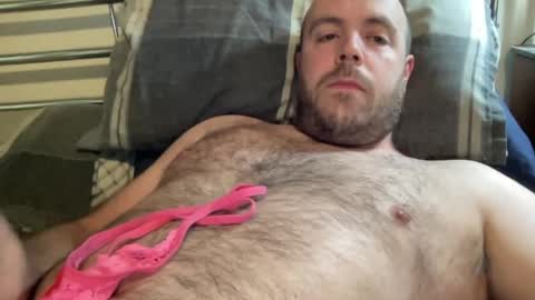 Owen2022 online show from 04/01/26, 06:47