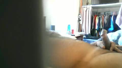 Snapshot of ozchaad chatting on 09/22/25, 12:23 ozchaad online show from 09/22/25, 12:23