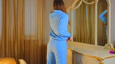 Call me Gabriela online show from 11/30/25, 08:40