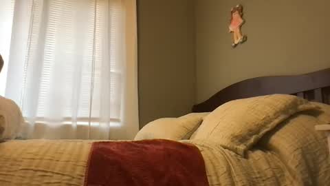 ozzie322516 online show from 02/27/26, 10:10