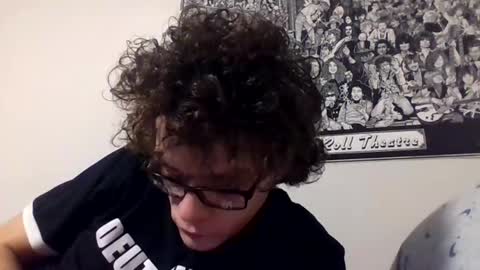 Snapshot of ozzy727 chatting on 01/14/25, 07:17 ozzy727 online show from 01/14/25, 07:17
