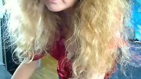 Ozzy Helen online show from 01/07/25, 07:59