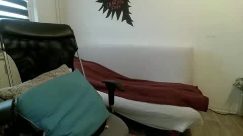 p83291869 online show from 04/19/26, 08:46