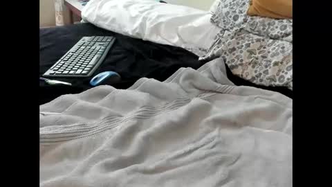 p guin12345 online show from 02/20/26, 02:39