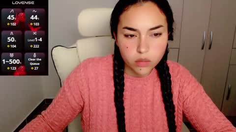 Snapshot of p_o_l_e_t_t chatting on 03/07/25, 01:42 Jane online show from 03/07/25, 01:42