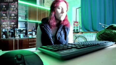 Snapshot of pa1e_pr1ncess chatting on 01/05/25, 04:48 Ella online show from 01/05/25, 04:48
