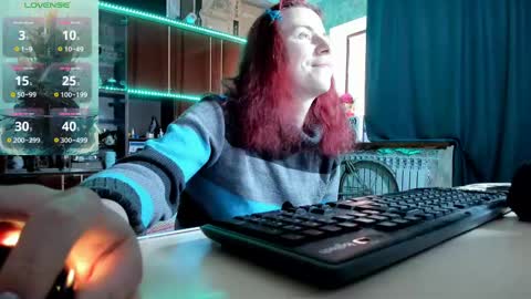 Snapshot of pa1e_pr1ncess chatting on 02/20/25, 10:05 Ella online show from 02/20/25, 10:05
