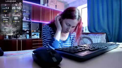 Snapshot of pa1e_pr1ncess chatting on 02/27/25, 12:02 Ella online show from 02/27/25, 12:02