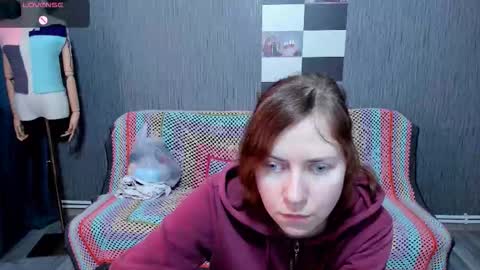 Snapshot of pa1e_pr1ncess chatting on 10/01/25, 07:25 Ella online show from 10/01/25, 07:25