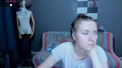 Ella online show from 10/26/25, 10:10