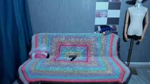 Ella online show from 11/05/25, 06:57