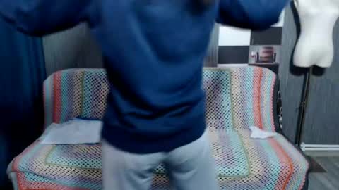 Ella online show from 04/13/26, 06:19