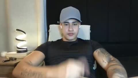 Snapshot of pablo_boston chatting on 10/04/25, 02:53 Javi online show from 10/04/25, 02:53
