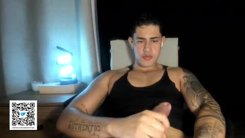 Snapshot of pablo_boston chatting on 10/16/25, 10:33 Javi online show from 10/16/25, 10:33