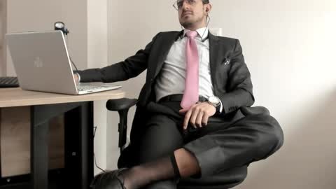 Snapshot of pablo_rincon95 chatting on 01/03/25, 04:06 pablo rincon95 online show from 01/03/25, 04:06