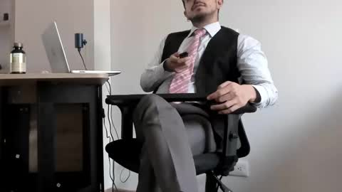 Snapshot of pablo_rincon95 chatting on 01/11/25, 05:51 pablo rincon95 online show from 01/11/25, 05:51