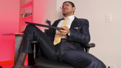 Snapshot of pablo_rincon95 chatting on 02/23/25, 12:05 pablo rincon95 online show from 02/23/25, 12:05