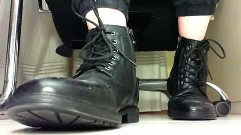 Pablo Meness online show from 02/10/25, 12:19