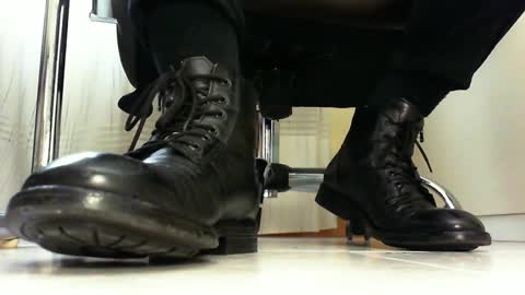 Pablo Meness online show from 02/17/25, 01:10