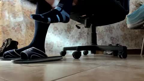 Pablo Meness online show from 12/14/25, 08:09