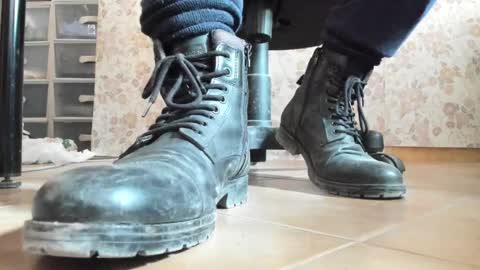 Pablo Meness online show from 12/23/25, 06:44