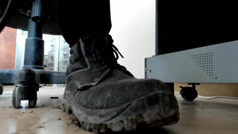 Pablo Meness online show from 02/22/26, 01:09