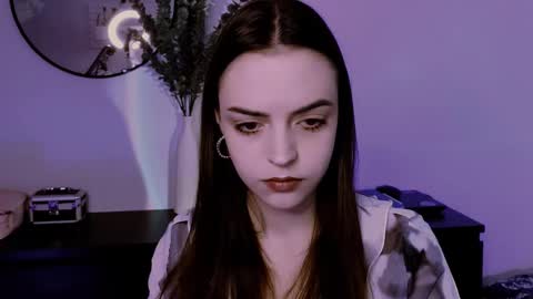 Iris online show from 03/06/25, 10:09