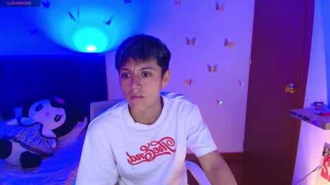 Snapshot of pafebame chatting on 12/20/25, 01:23 Fernanda online show from 12/20/25, 01:23