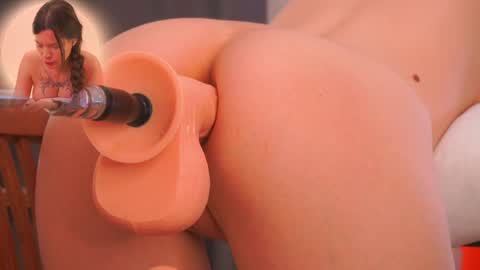 Kimlovense is activeThere are legends that in this room all your wishes can come true  Private is Open online show from 04/10/26, 07:18