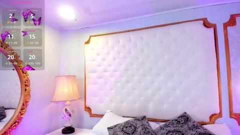 Snapshot of paiigepeach chatting on 10/23/25, 07:45 PaIIgePeach online show from 10/23/25, 07:45