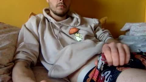 Snapshot of paintdude424 chatting on 12/16/24, 08:26 paintdude424 online show from 12/16/24, 08:26