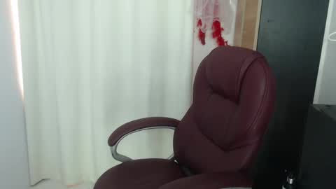 paiper online show from 06/03/26, 06:02