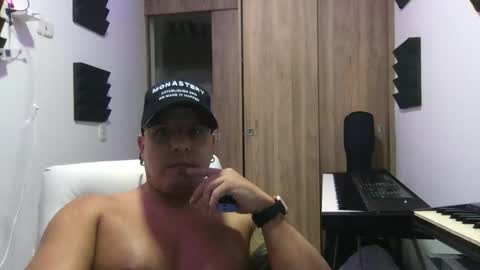 Snapshot of paisaexotico chatting on 10/22/25, 11:59 paisaexotico online show from 10/22/25, 11:59