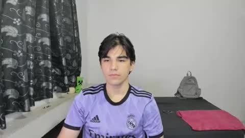 pakun_ online show from 09/25/25, 12:58