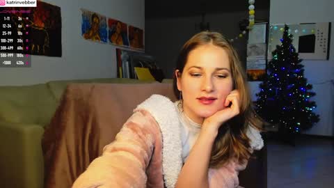 Snapshot of palach2323 chatting on 01/05/25, 09:25 Katrin Vebber online show from 01/05/25, 09:25