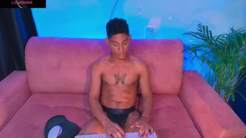 Palo Santo online show from 02/09/26, 07:29