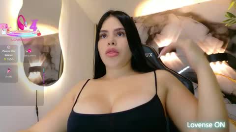 Snapshot of pam_roberts chatting on 09/16/25, 06:42 Pam online show from 09/16/25, 06:42